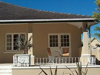Gasthof Somerset Villa Guesthouse Somerset West